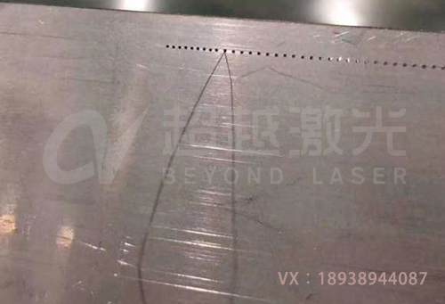 熔喷布丝板模具打孔.jpg